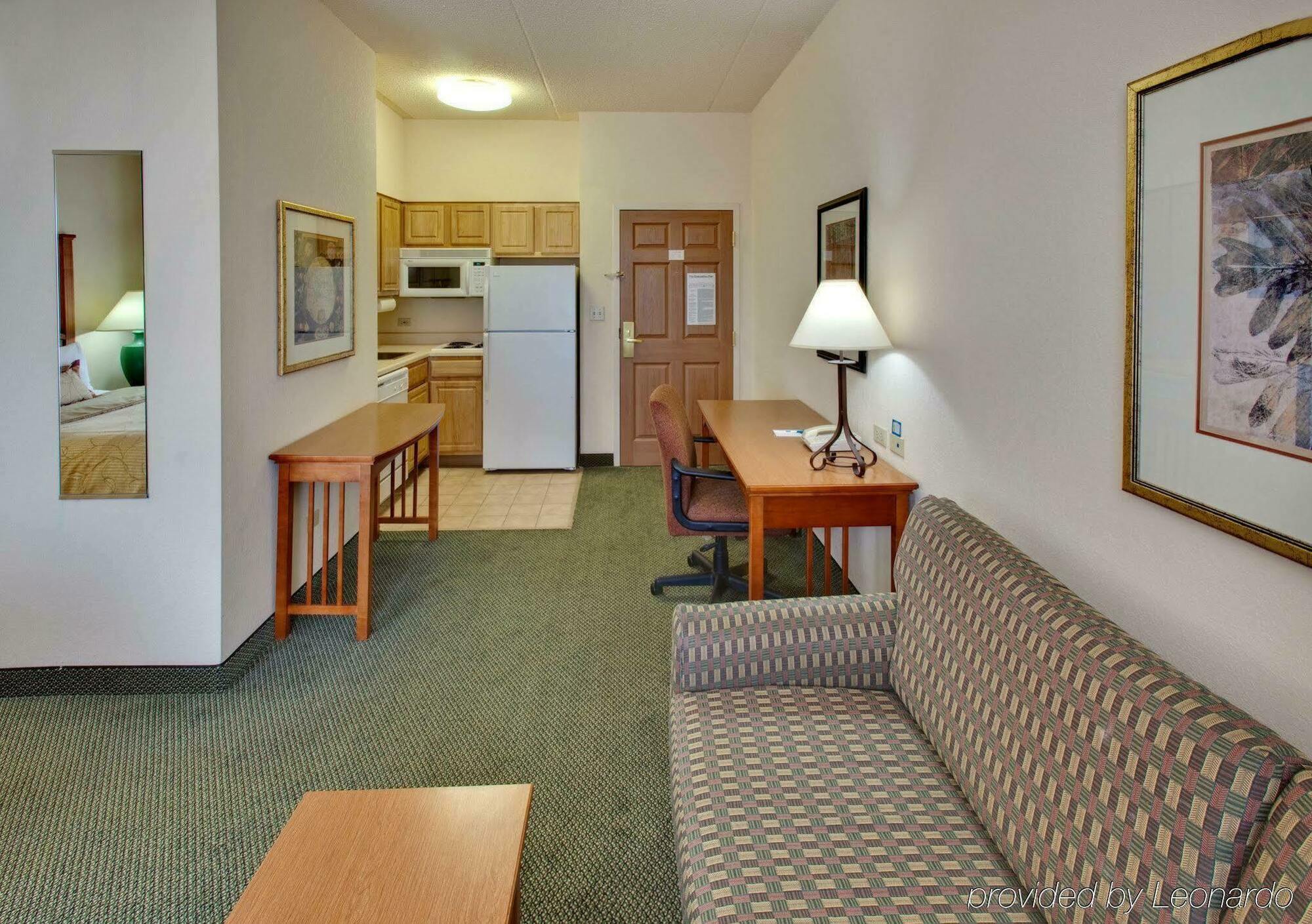 Staybridge Suites Chicago-Oakbrook Terrace By Ihg Room photo